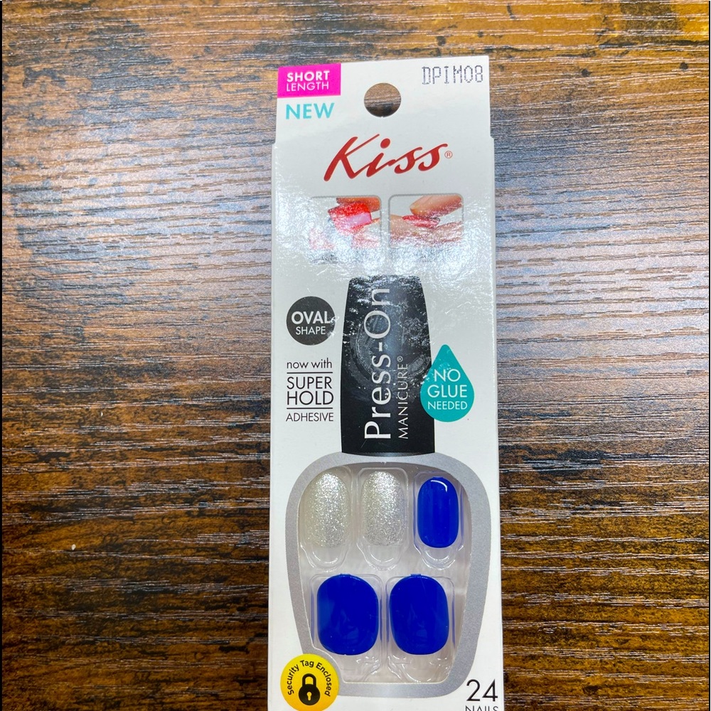 Kiss nails 2/16